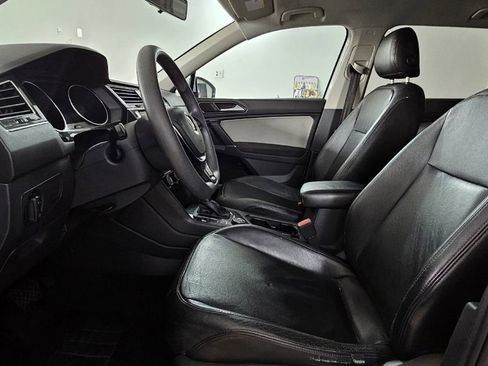 Used 2018 Volkswagen Tiguan S w/ 3rd Row Seat Package AWD/4WD image 14