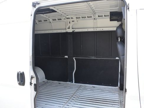 Used 2026 RAM ProMaster 2500 w/ Convenience Group FWD image 19
