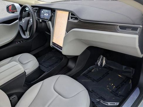 Used 2015 Tesla Model S 85D image 21