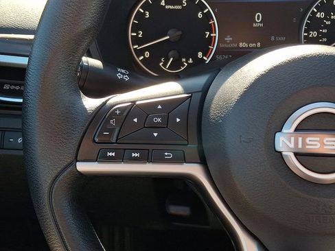 Used 2024 Nissan Altima 2.5 SV image 20