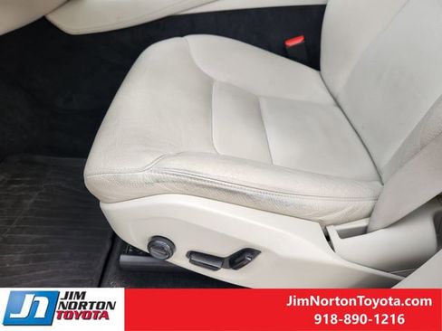 Used 2023 Volvo XC90 B6 Plus w/ Protection Package Premier image 26