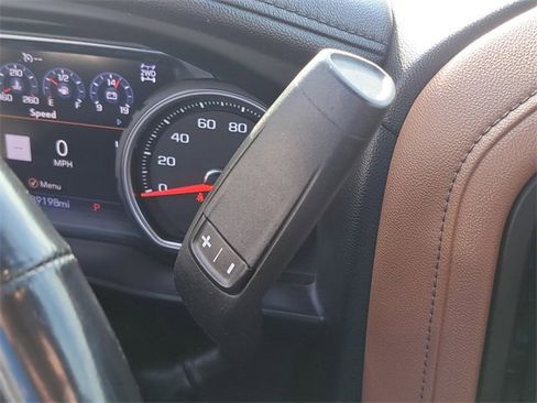 Used 2022 Chevrolet Silverado 2500 High Country w/ Safety Package II image 20