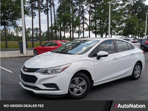 Used 2016 Chevrolet Cruze LS FWD image 1