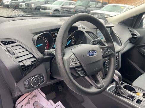 Certified 2019 Ford Escape SE image 7