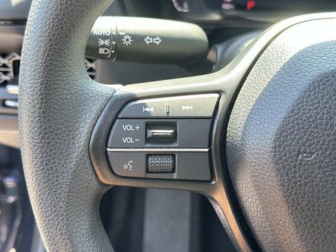 Used 2023 Honda Accord EX image 28
