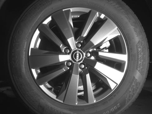 Used 2025 Nissan Pathfinder SV image 14