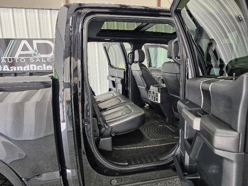Used 2019 Ford F150 Platinum w/ Equipment Group 701A Luxury AWD/4WD image 20