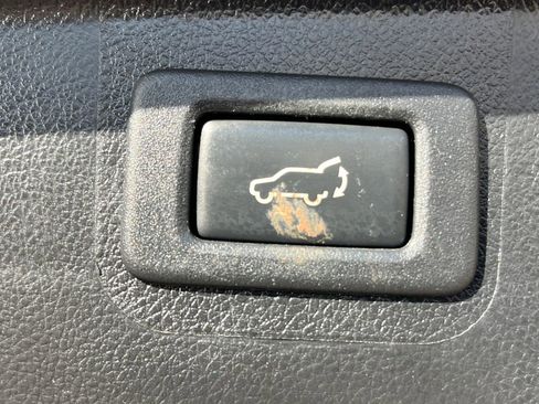 Used 2019 Subaru Outback 2.5i Limited image 27