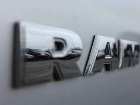 Used 2010 Dodge Ram 1500 Truck Sport image 8