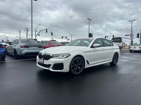 Used 2023 BMW 530i w/ M Sport Package image 1