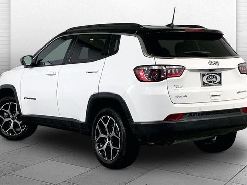 Used 2025 Jeep Compass Limited AWD/4WD image 11