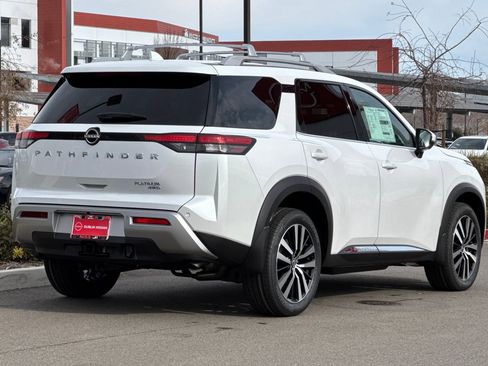 New 2025 Nissan Pathfinder Platinum w/ Lighting Package (N92) image 4