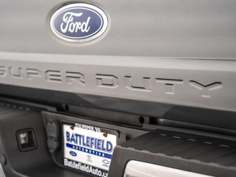 Used 2017 Ford F250 Lariat w/ Chrome Package AWD/4WD image 10