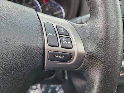 Used 2013 Subaru Forester 2.5X Limited AWD/4WD image 24