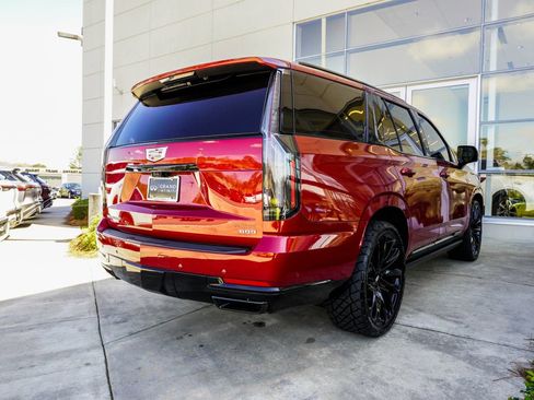 Used 2026 Cadillac Escalade Sport w/ Touring Package image 11