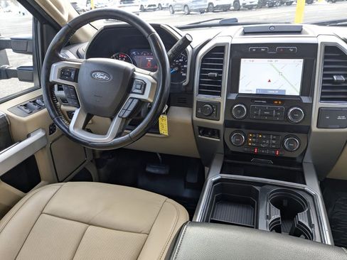 Used 2021 Ford F350 Lariat w/ Chrome Package image 13
