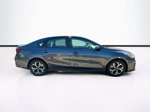 Used 2021 Kia Forte LXS FWD image 8