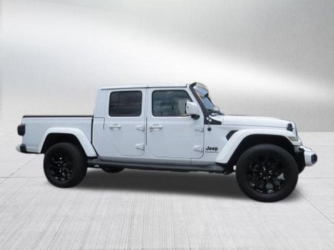 Used 2023 Jeep Gladiator Overland AWD/4WD image 2