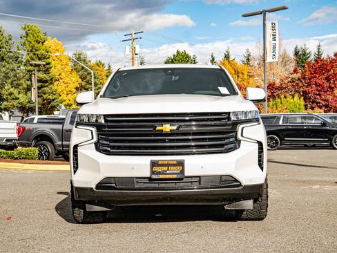 Used 2022 Chevrolet Suburban High Country image 9