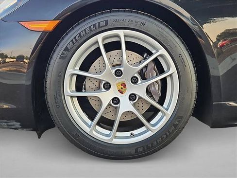 Used 2017 Porsche 718 Cayman RWD image 23