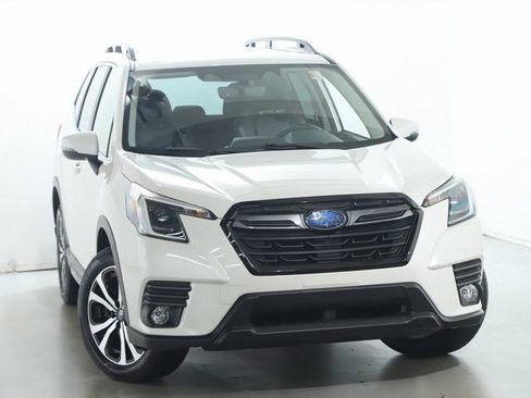 Certified 2023 Subaru Forester Limited image 2