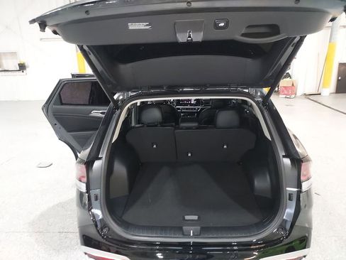 Used 2025 Kia Sportage SX image 30