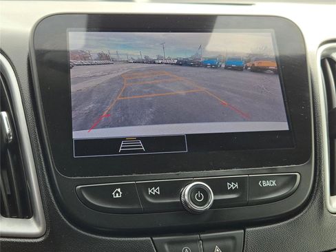 Used 2023 Chevrolet Malibu LT image 29