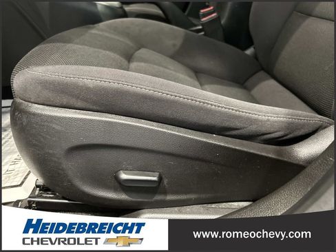 Used 2013 Chevrolet Cruze LT image 15