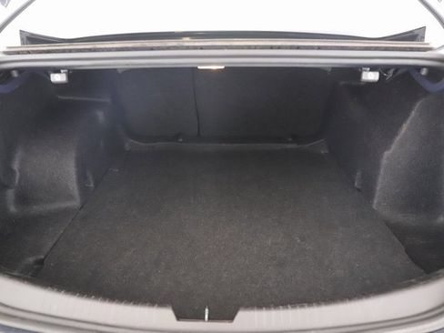 Used 2025 Chevrolet Malibu LT image 28