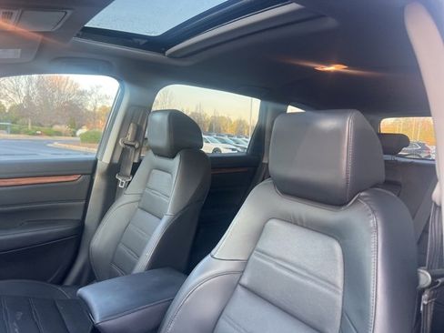 Certified 2022 Honda CR-V Touring image 16