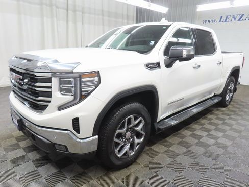 Used 2023 GMC Sierra 1500 SLT w/ SLT Premium Plus Package image 6