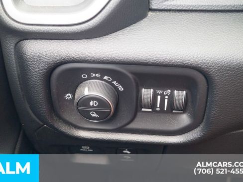 Used 2021 RAM 1500 Laramie image 36