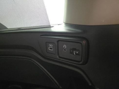 Used 2023 Honda Odyssey Elite image 32