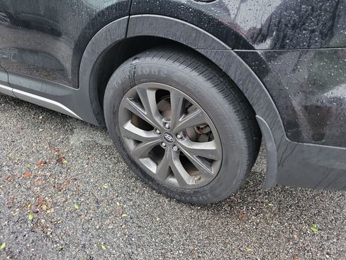 Used 2018 Hyundai Santa Fe Sport w/ Cargo Package image 21