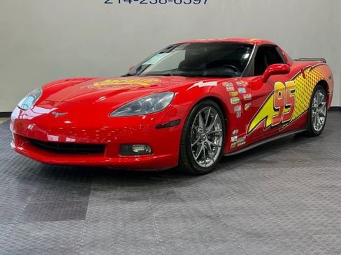Used 2013 Chevrolet Corvette Coupe image 2