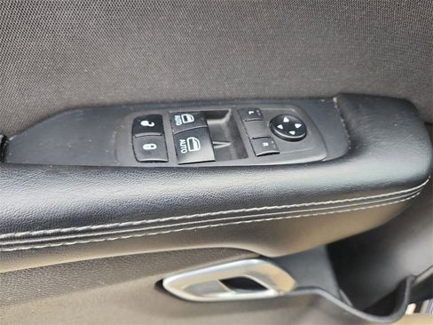 Used 2021 Dodge Challenger R/T w/ Blacktop Package image 22