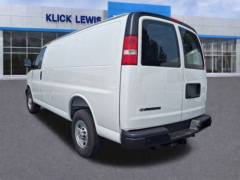 New 2025 Chevrolet Express 3500 w/ Driver Convenience Package RWD image 3
