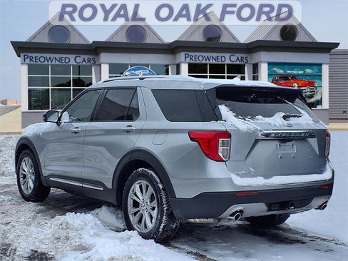 Used 2020 Ford Explorer Limited w/ Class III Trailer Tow Package image 2