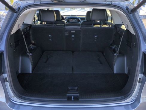 Used 2020 Kia Sorento EX image 13