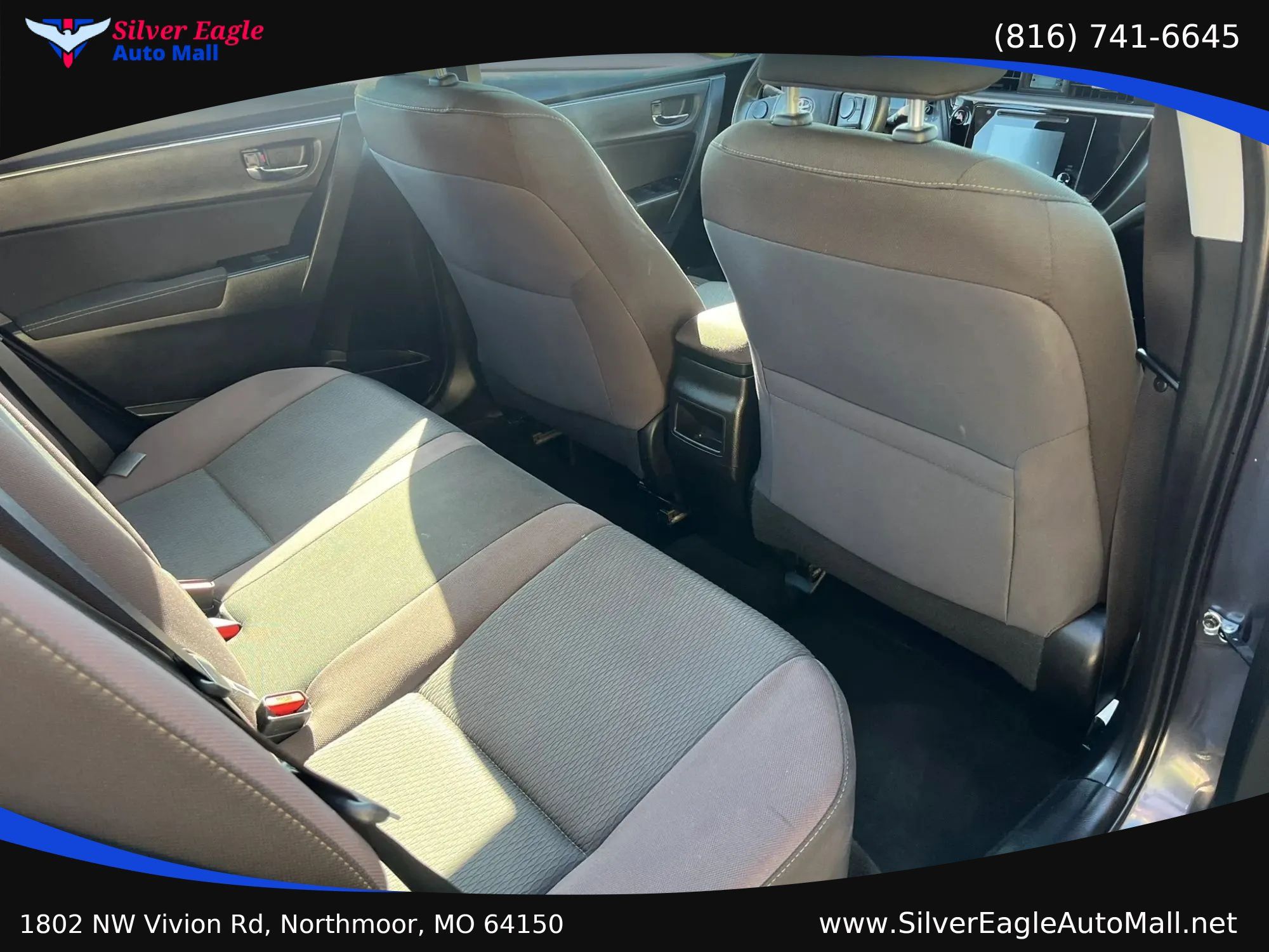 Used 2018 Toyota Corolla LE FWD image 10