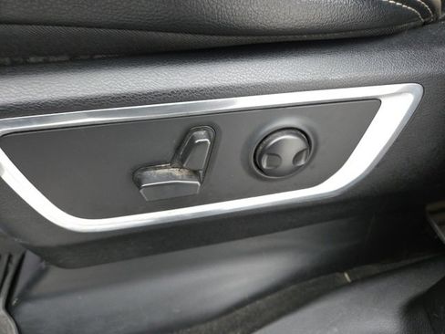 Used 2022 RAM 1500 Laramie w/ Night Edition image 99