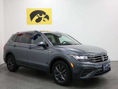 Used 2023 Volkswagen Tiguan SE FWD image 6