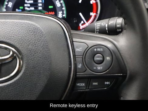 Used 2024 Toyota RAV4 XLE Premium image 8