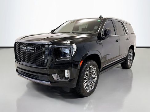 Used 2023 GMC Yukon Denali Ultimate AWD/4WD image 5