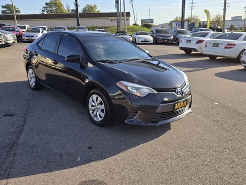 Used 2015 Toyota Corolla LE FWD image 56
