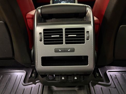 Used 2020 Land Rover Range Rover Sport HSE Dynamic image 20