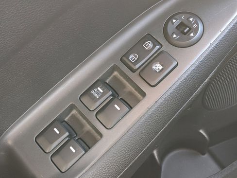 Certified 2018 Kia Forte LX image 15