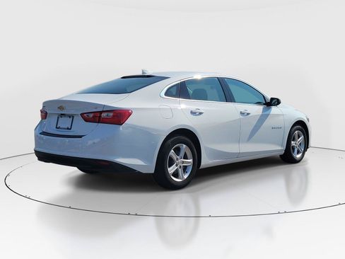 Used 2024 Chevrolet Malibu LT FWD image 4