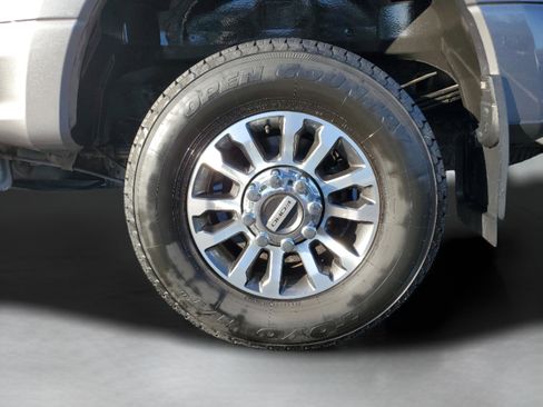 Used 2021 Ford F350 Lariat w/ Lariat Value Package image 6