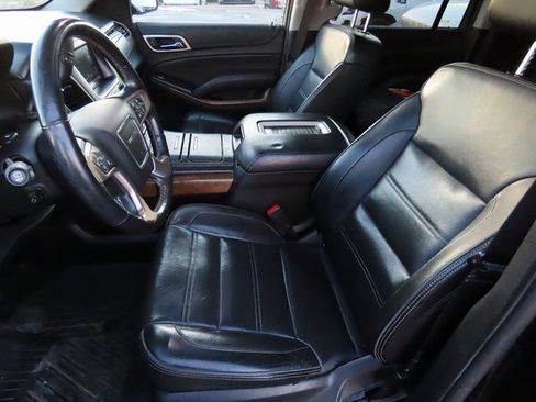 Used 2018 GMC Yukon XL Denali w/ Denali Ultimate Package image 38